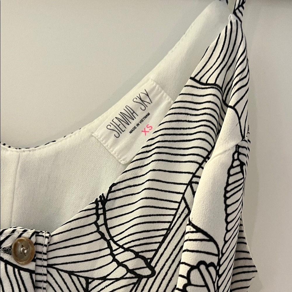 Sienna Sky Palm Patterned Dress